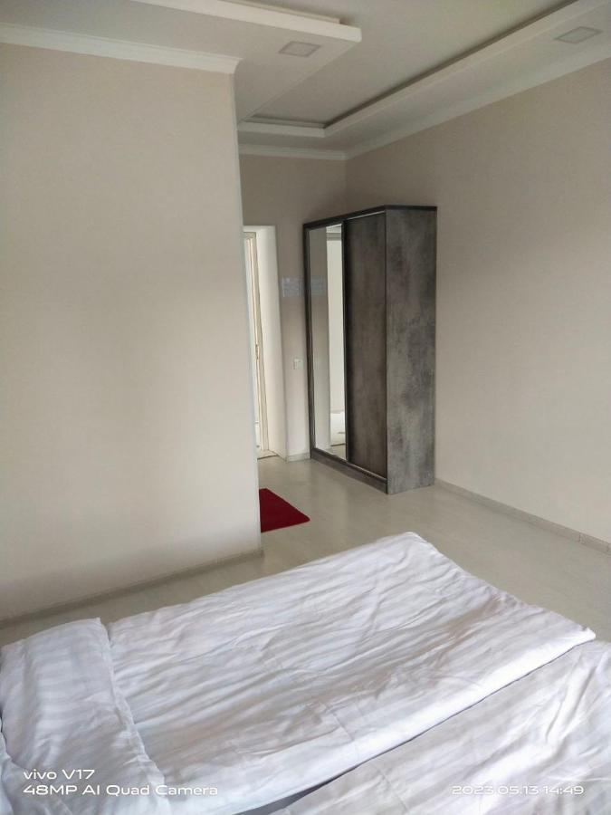 Greenway Hotel Tashkent Bagian luar foto