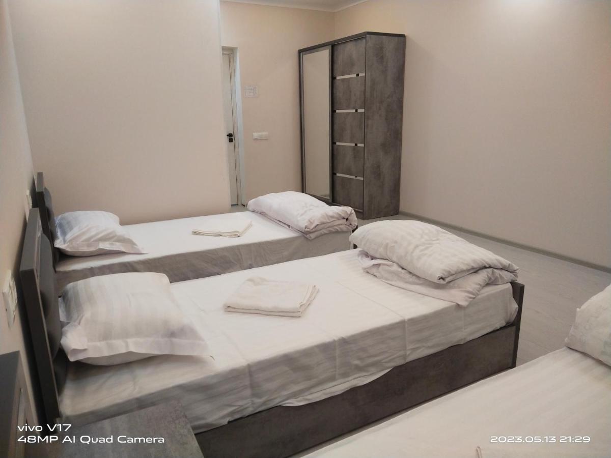 Greenway Hotel Tashkent Bagian luar foto