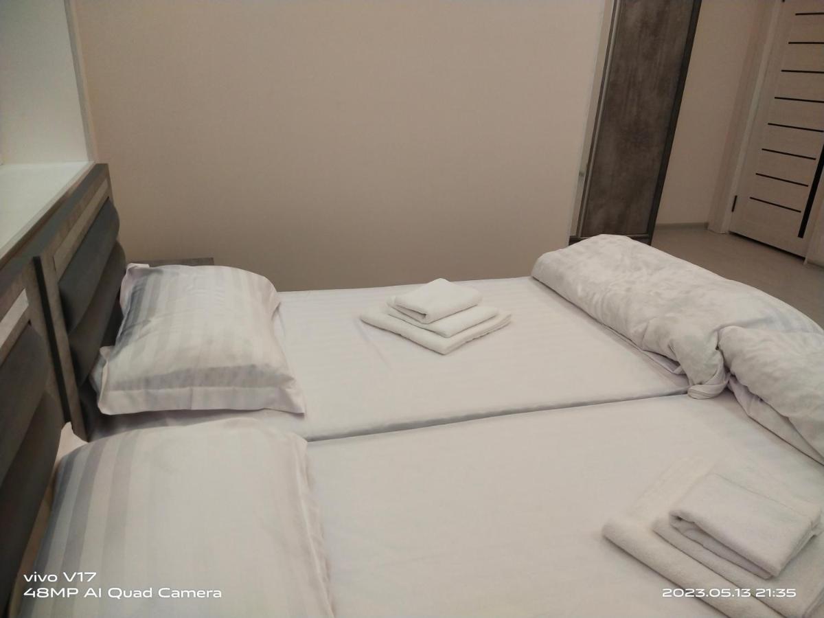 Greenway Hotel Tashkent Bagian luar foto