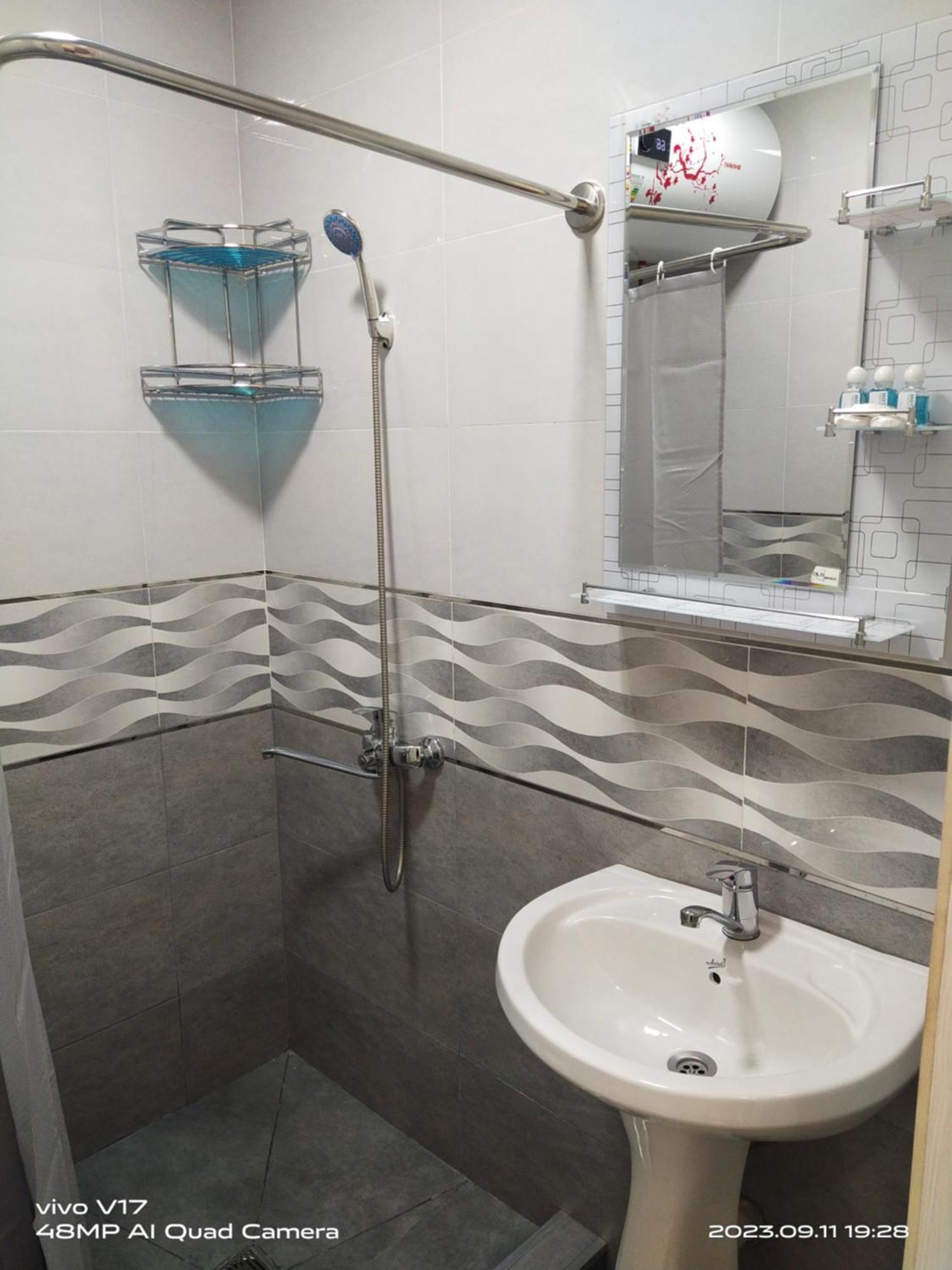 Greenway Hotel Tashkent Bagian luar foto